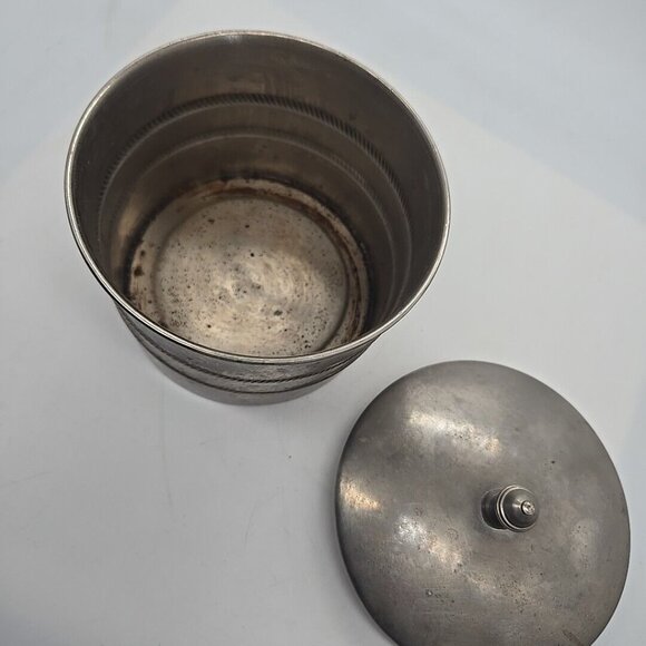Vintage Silver Plated Tobacciana Round Metal Container 4.5 x 4 inch - Picture 4 of 9